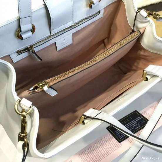 First bag ru GG matelassé Marmont Gucci 0813